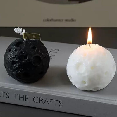 BLACK MOON SCENTED CANDLE