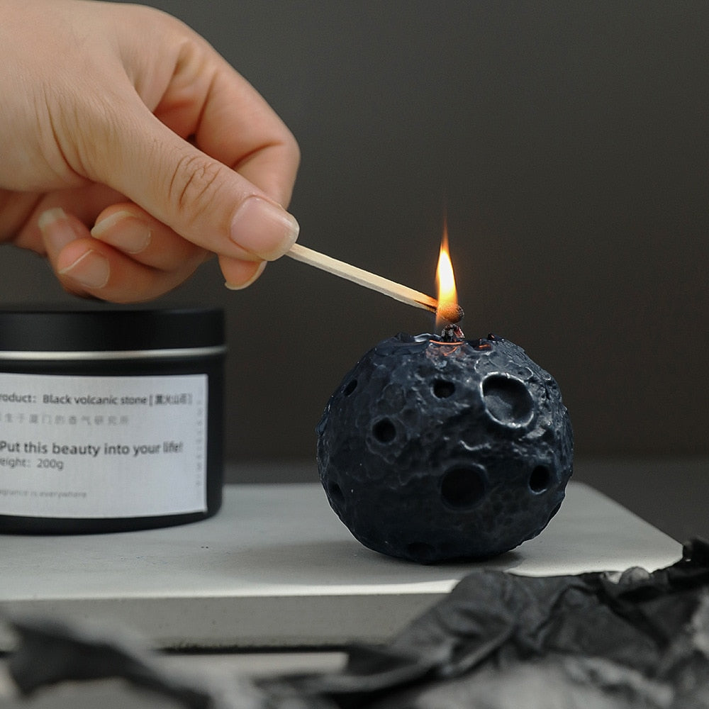 BLACK MOON SCENTED CANDLE